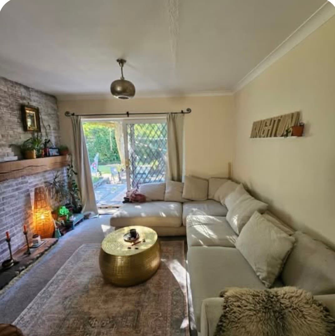 Sofa bought by Ben Pomfret